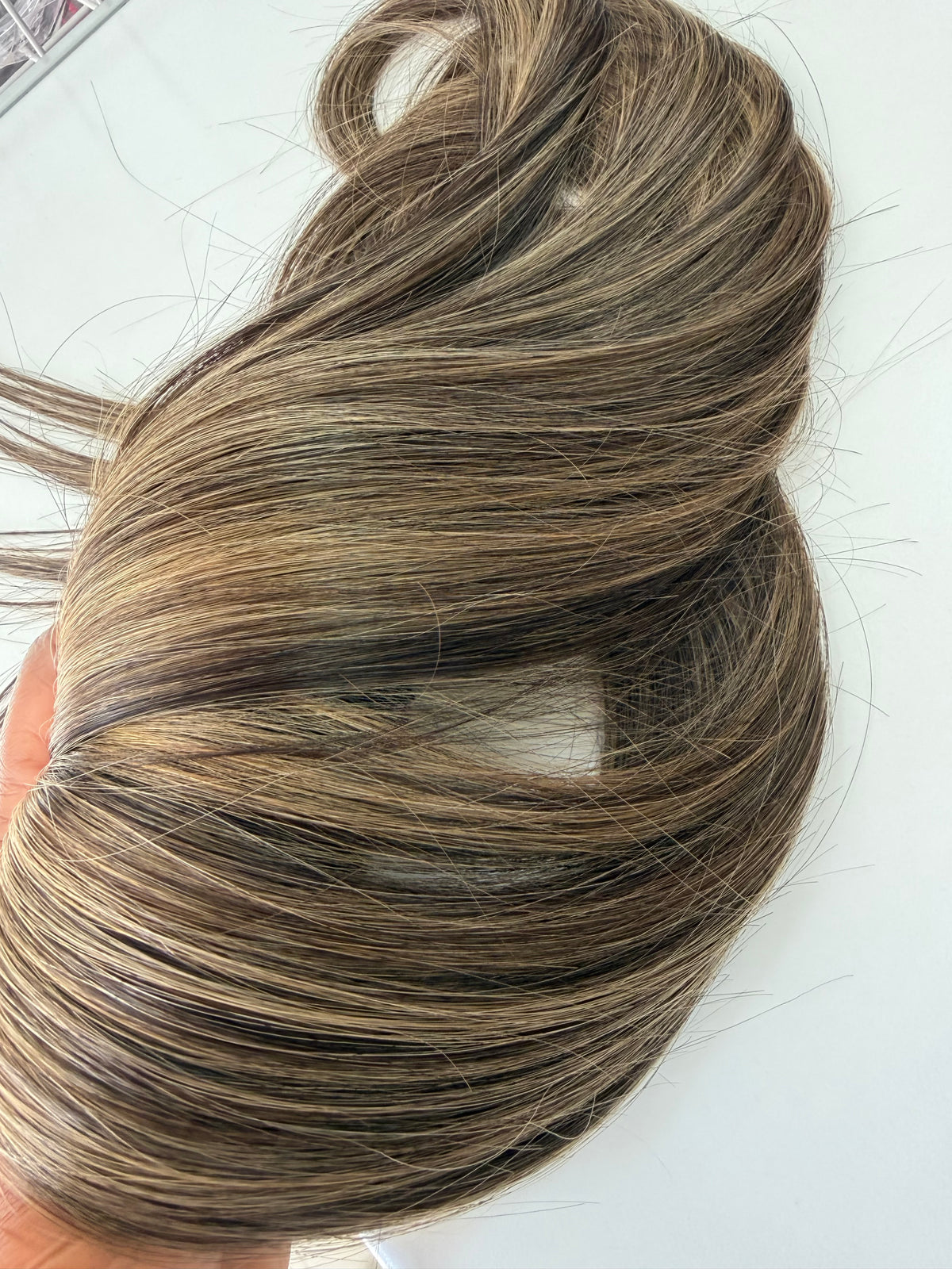 Dark brown &  Blonde highlight (100 grams per bundle)